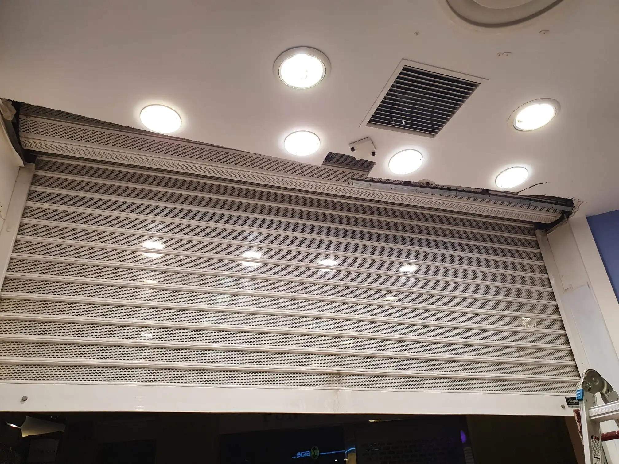 Mantenimiento de persianas metálicas en Monovar Reparacion de persianas metálicas Monovar